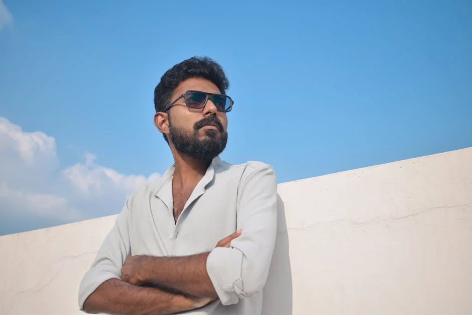 Arjun Rampal Stars in 'Billionaire' Series Amid IN Economic Shifts — Economy Business