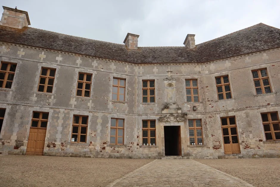 Centre Reviews Workplace Accountability Standards - New Labour Codes Trigger Changes