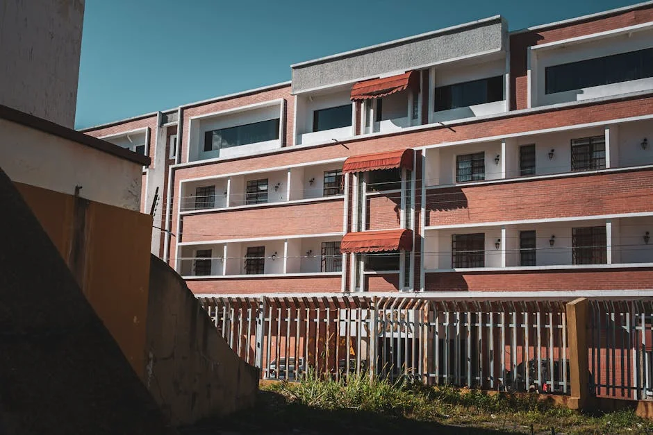 Fort Hare Council Split Deepens After VC Suspension — Economy Business