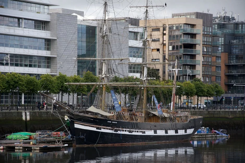 HMS Victory Undergoes Major Conservation — Masts Removed for Restoration — Economy Business