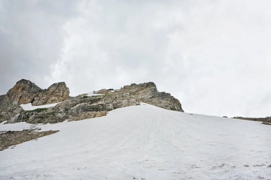 Hugo Soares Critiques Passos on New MAI: Implications for Nigeria's Development