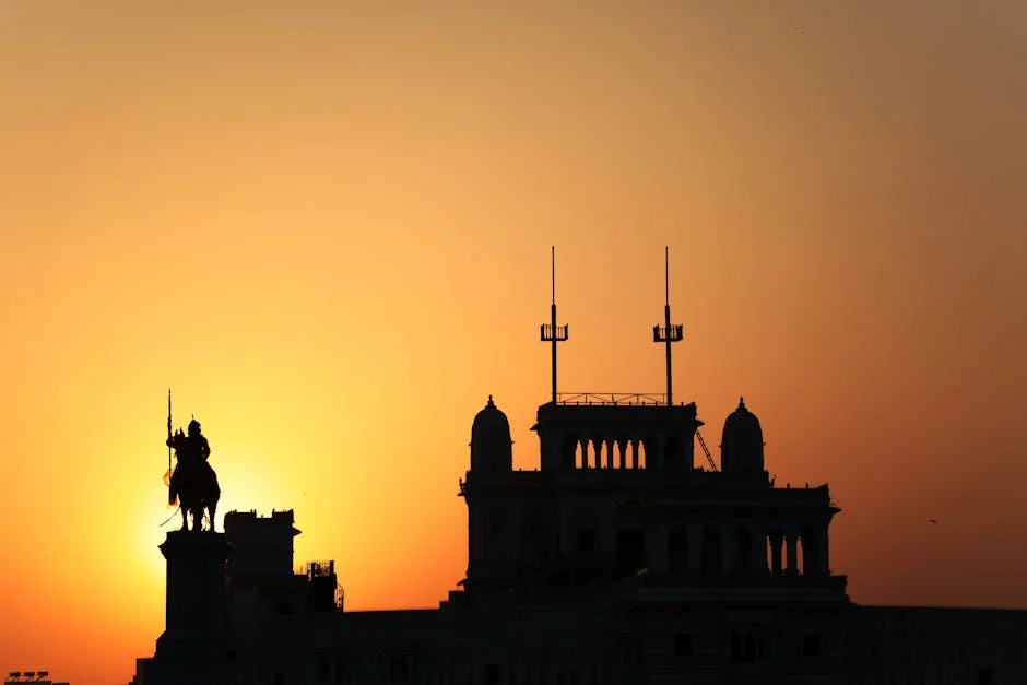 India's Sensex Slumps 500 Points Amid Oil Price Surge — Economy Business