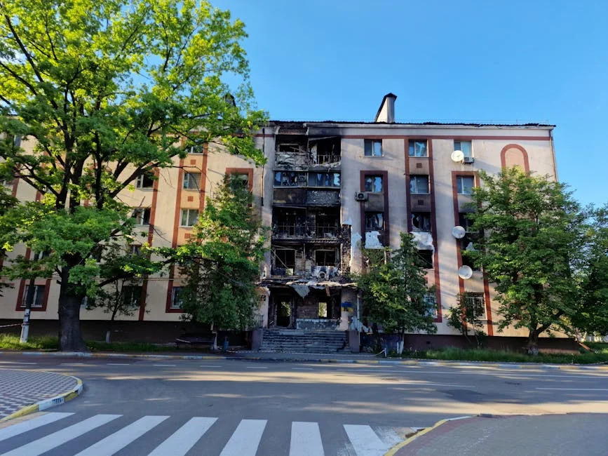 Iran-Israel War Disrupts Madhya Pradesh Banana Farmers: Here's What It Means — Politics Governance