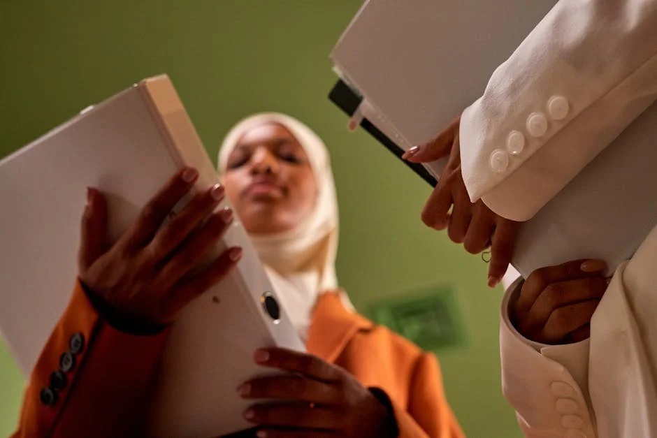 Iran's Leadership Crisis Deepens as Mojtaba Khamenei Disappears — Economy Business