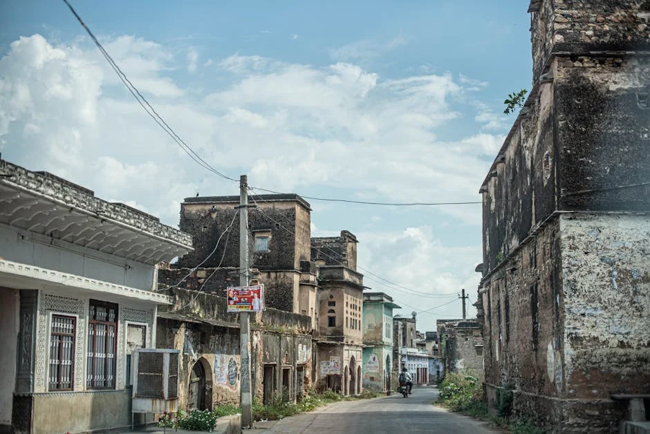 Jaipur's Sewer Tragedy Exposes Idle Machines — Why Workers Still Risk Lives — Economy Business