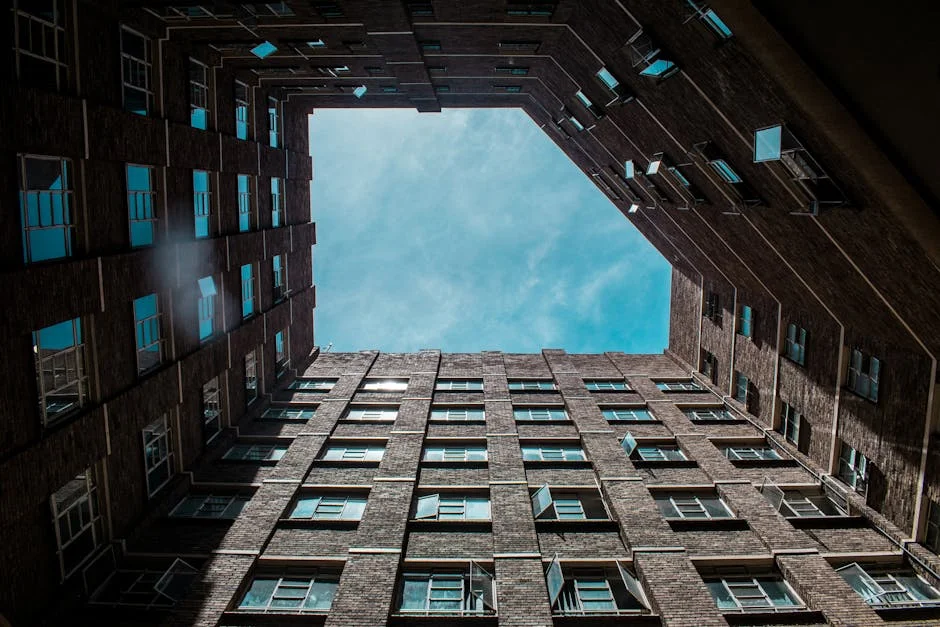 Legendary Zimbabwean Footballers Return Home, Sparking National Excitement