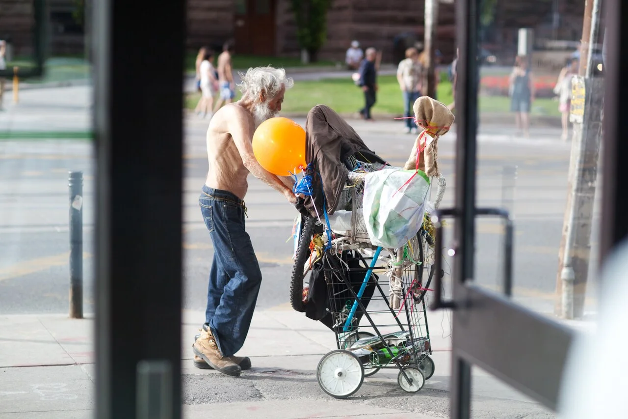 Mercedes-Benz's Chinese Shift Sparks Concern Over Africa's EV Future — Economy Business