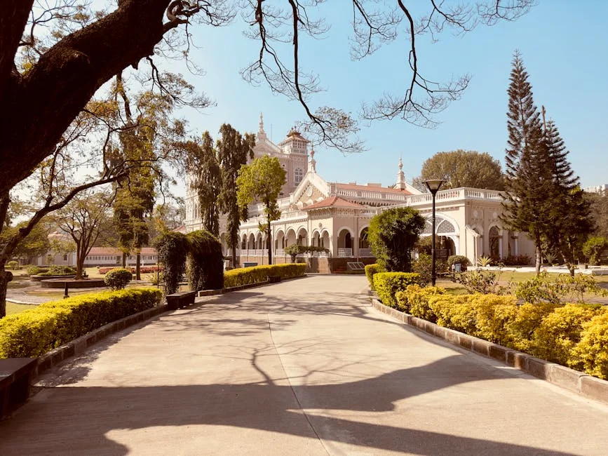 Omar Engages Civil Society Leaders to Foster Peace in Kashmir: What’s at Stake — Economy Business