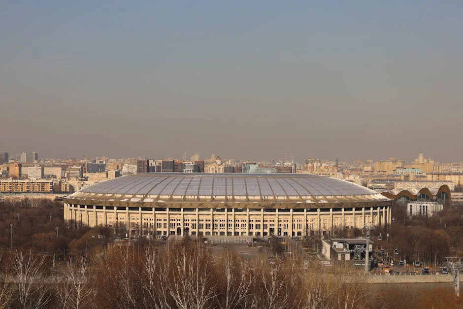 RCB Restricts LSG to 146 in Major T20 Clash — Economy Business