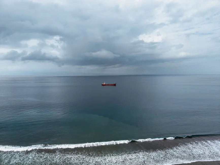 Strait of Hormuz Sees 'Trickle' of Oil Amid Ceasefire Fears — Environment Nature