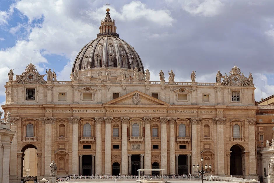 Trump Slams Vatican Diplomacy — Helena Ferro Gouveia Warns of Global Implications — Economy Business