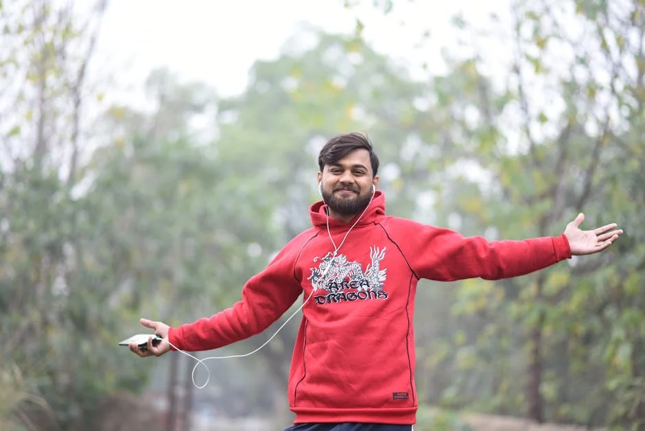 Yash Raj Punja Makes IPL Debut as UAE Cricketer's Brother — Economy Business